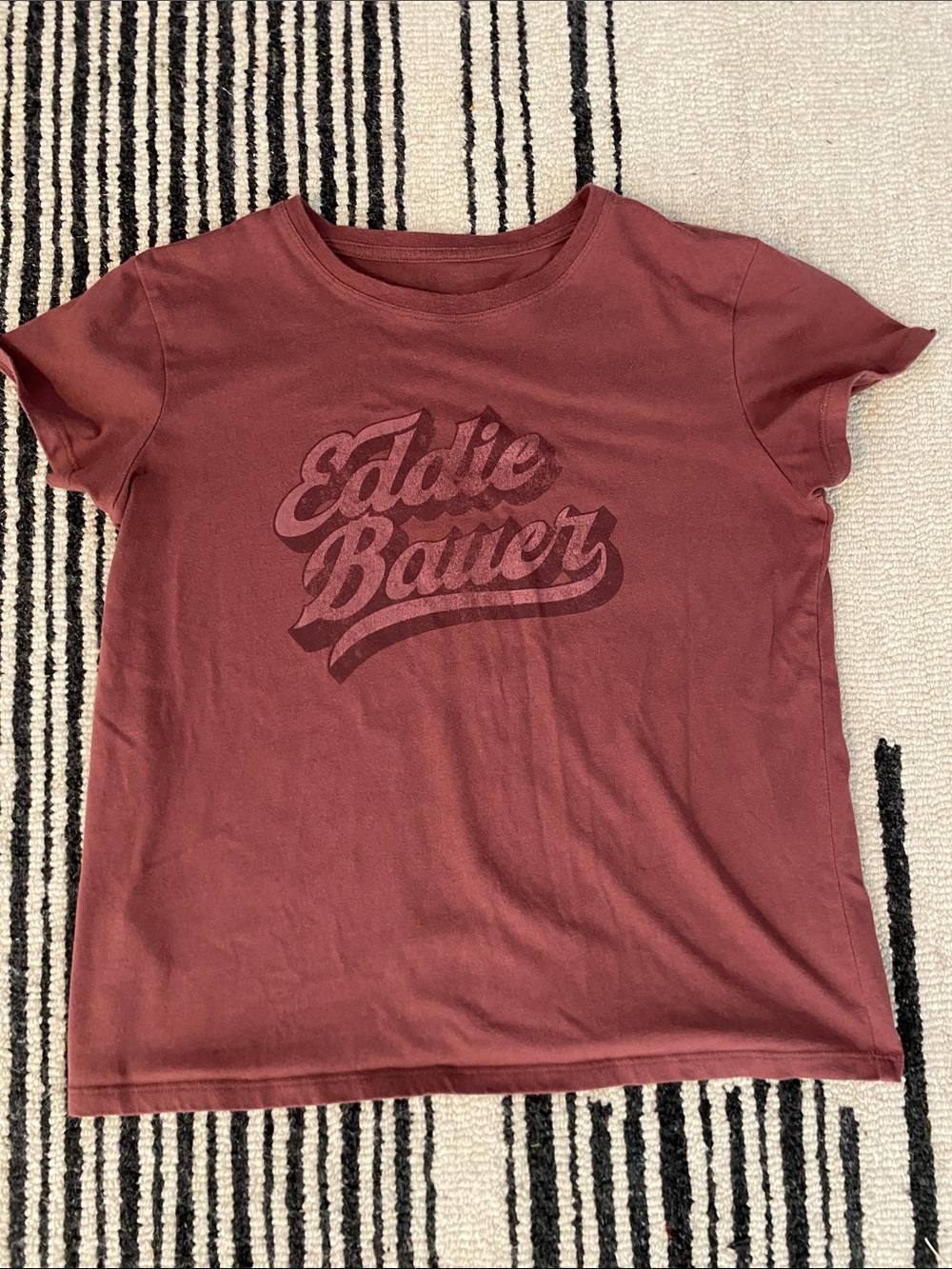 Eddie Bauer Cropped Short-Sleeve Logo Tee in Mauve